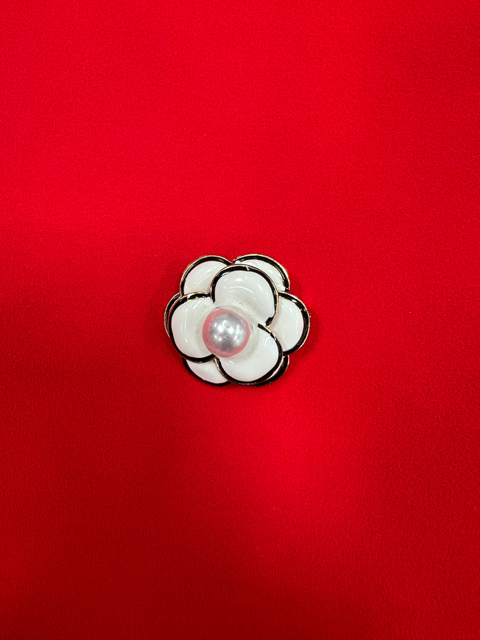 Flower Pin - White