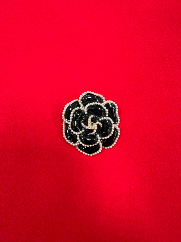 Flower Pin - Black