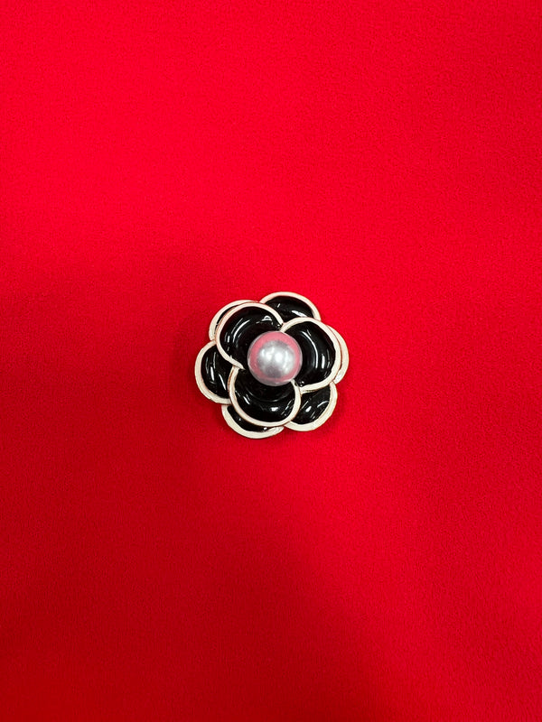 Flower Pin - Black V2