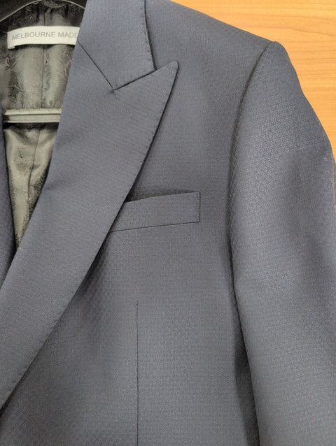 Fabric Peak Lapel